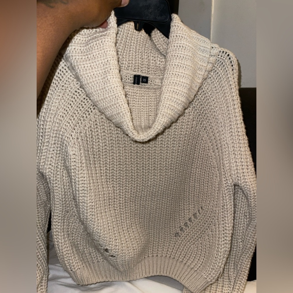 Moon & Madison Chunky Knit Beige Taupe Color Long Sleeve Cowl Neck Sweater XS